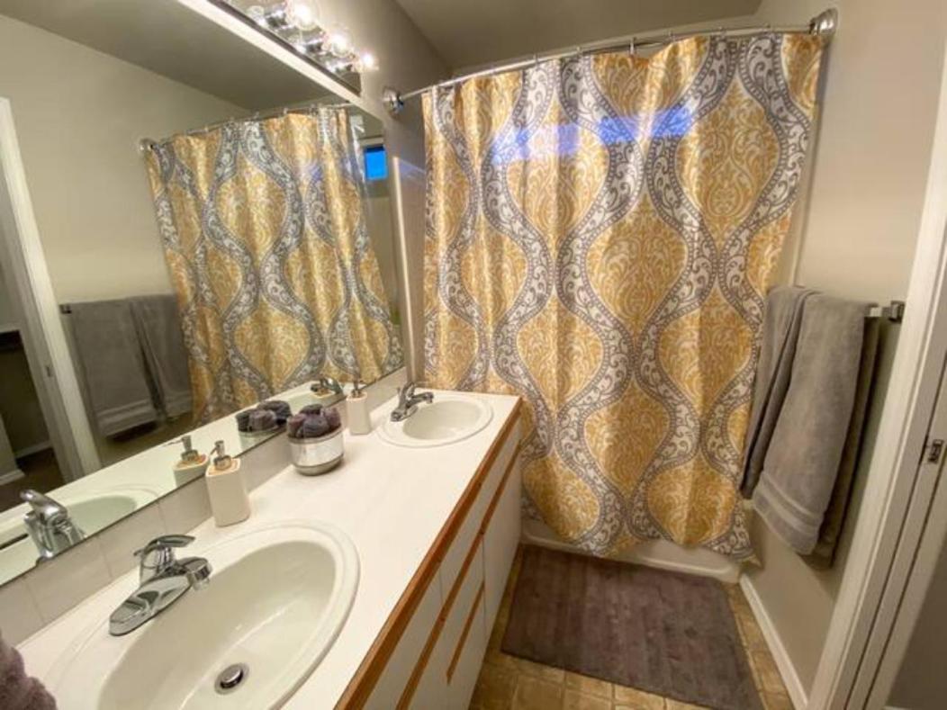 The Getaway Se Boise Condo Across The Street From Greenbelt, Bown Crossing And Boise River 3Bd 3Bath, 4 Beds! Lovely, Homey, Dining Table Seats 6 ภายนอก รูปภาพ